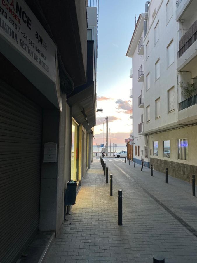 Apartamentos Playa La Perola Roses Kültér fotó